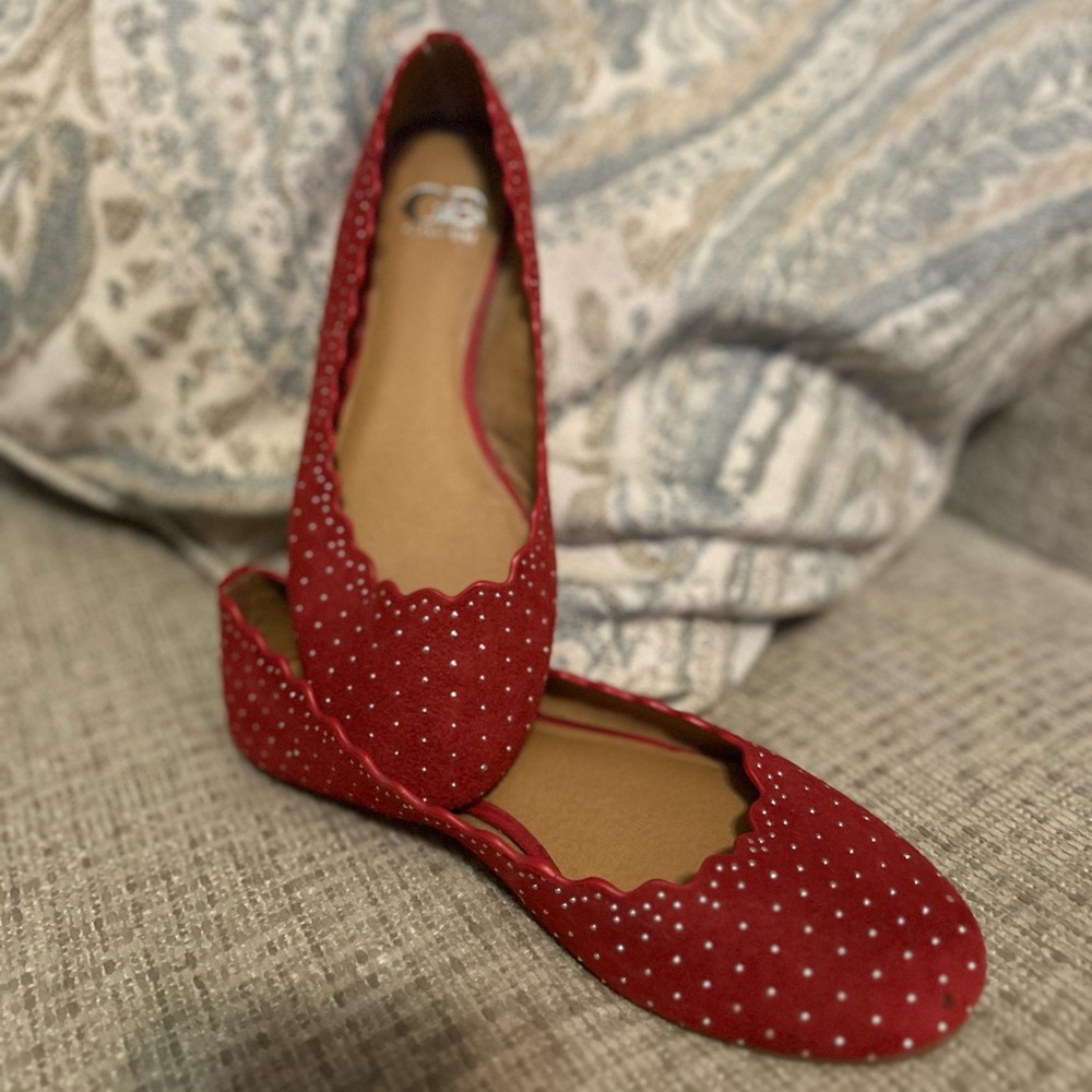 Elegant Red Polka Dot Gianna Bini flats